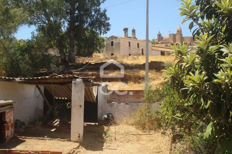 Moradia T2 para Venda em Mourão Foto 19