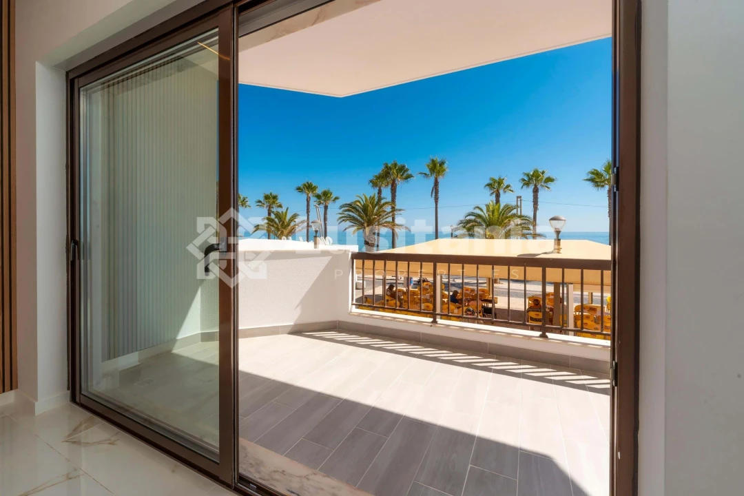 Apartamento T3 para Venda em Quarteira Foto 2