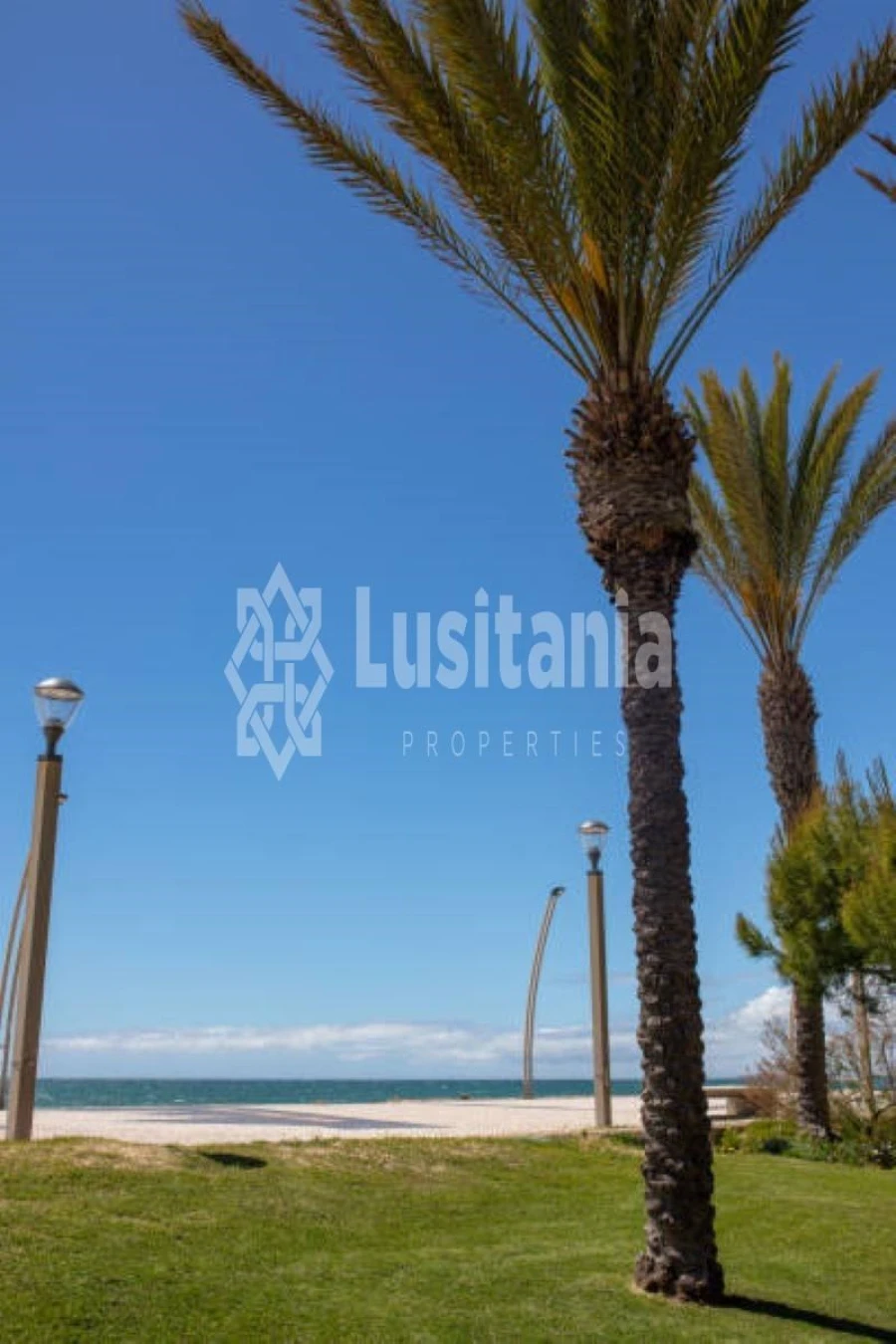 Apartamento T3 para Venda em Quarteira Foto 40