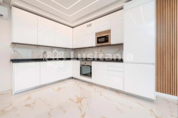 Apartamento T3 para Venda em Quarteira Foto 5