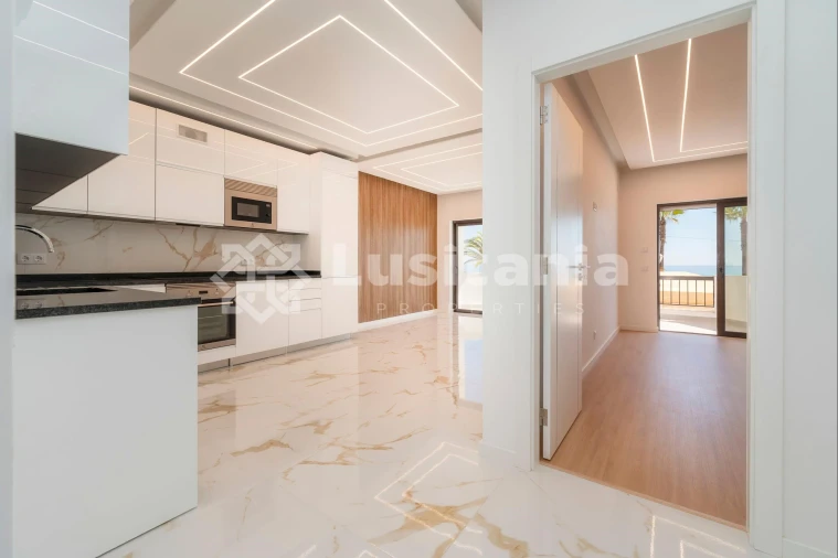 Apartamento T3 para Venda em Quarteira Foto 9