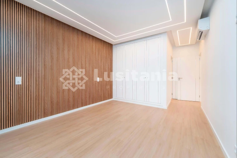 Apartamento T3 para Venda em Quarteira Foto 15