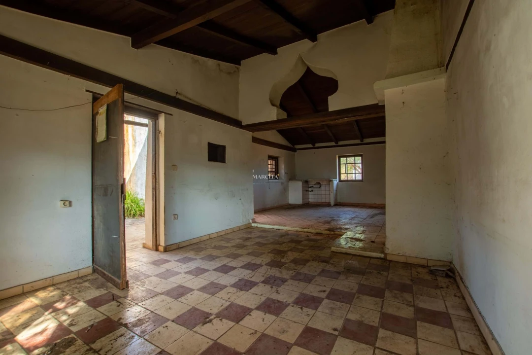 Terreno para Venda em Lagos (São Sebastião e Santa Maria) Foto 20