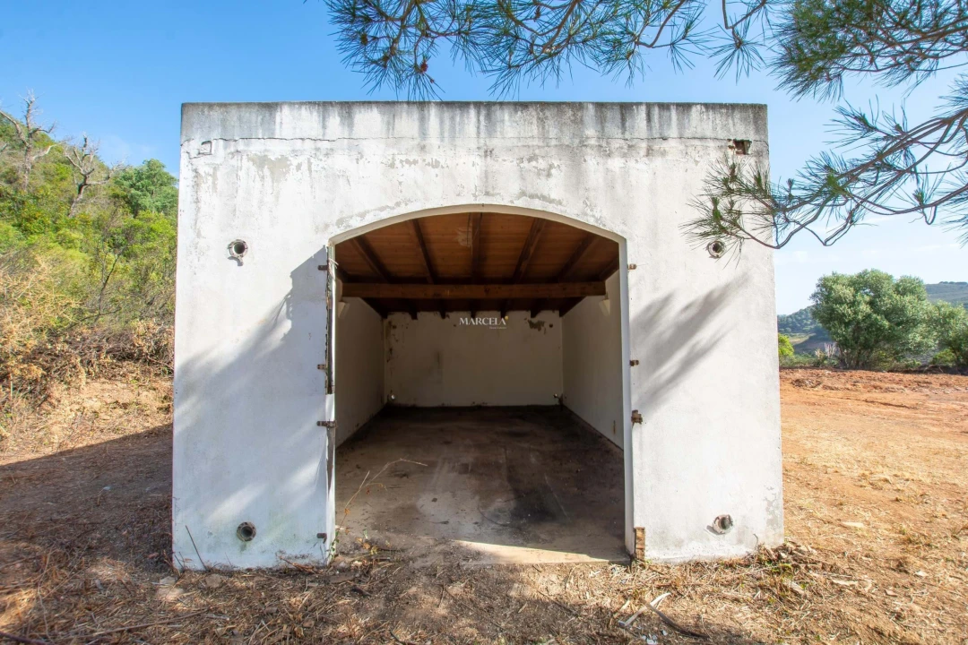 Terreno para Venda em Lagos (São Sebastião e Santa Maria) Foto 27