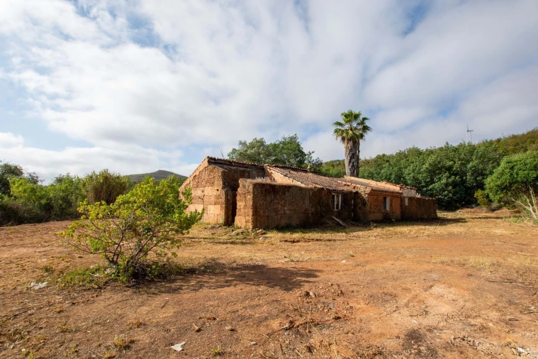 Terreno para Venda em Lagos (São Sebastião e Santa Maria) Foto 12
