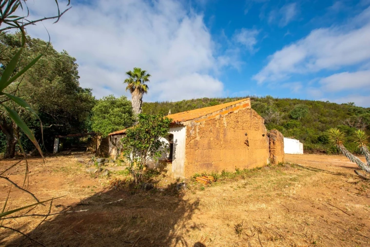 Terreno para Venda em Lagos (São Sebastião e Santa Maria) Foto 13