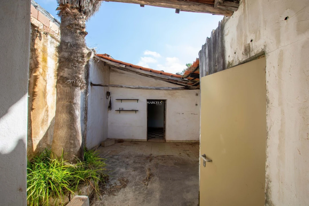 Terreno para Venda em Lagos (São Sebastião e Santa Maria) Foto 23