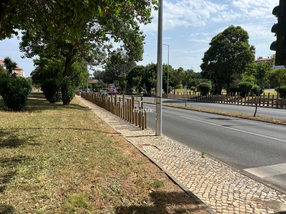 Garagem para Venda em Agualva e Mira-Sintra Foto 2