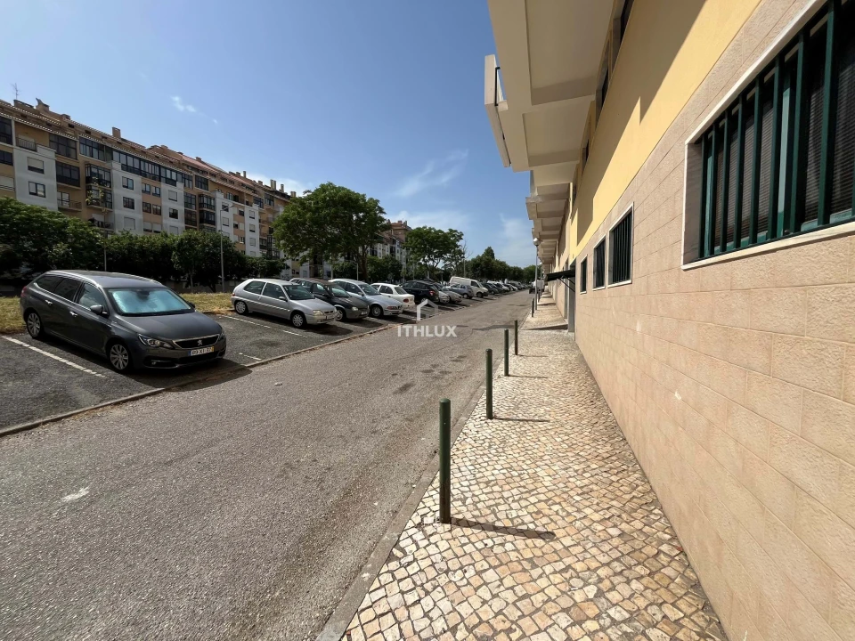 Garagem para Venda em Agualva e Mira-Sintra Foto 9