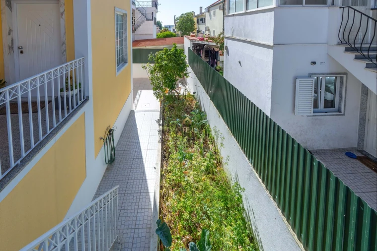Moradia T6 para Venda em Santa Iria de Azoia, São João da Talha e Bobadela Foto 33