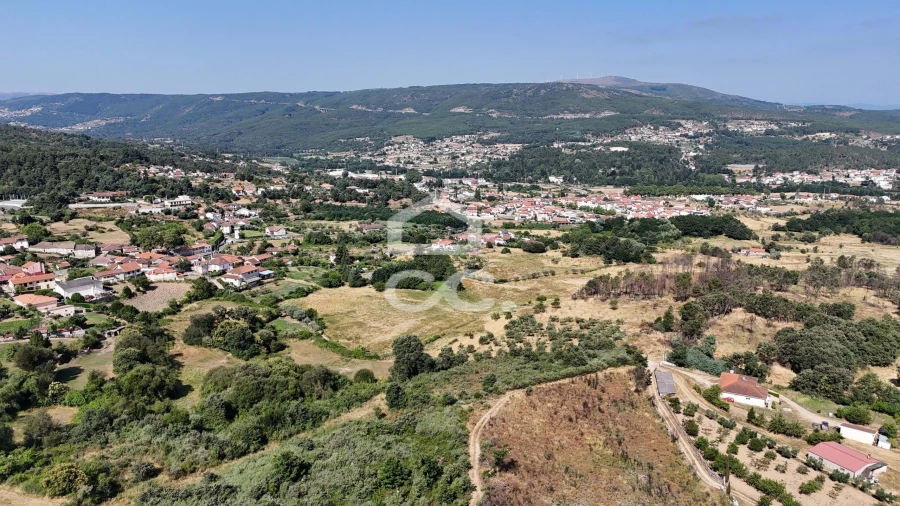 Terreno para Venda em Bornes de Aguiar Foto 15