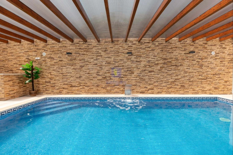 Moradia T4 para Arrendamento em Alfeizerão Foto 32