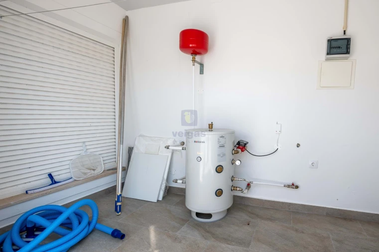 Moradia T4 para Arrendamento em Alfeizerão Foto 40