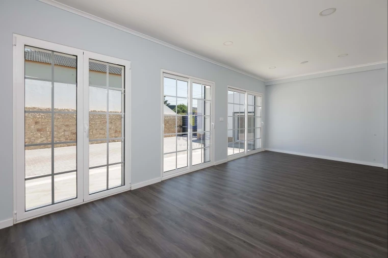 Moradia T4 para Arrendamento em Alfeizerão Foto 30