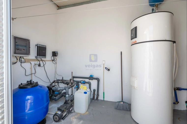 Moradia T4 para Arrendamento em Alfeizerão Foto 39