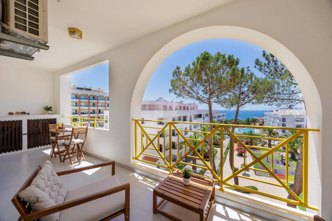 Apartamento T1 para Arrendamento férias em Porches Foto 11