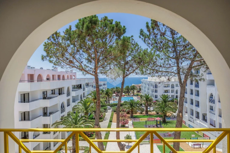 Apartamento T1 para Arrendamento férias em Porches Foto 32