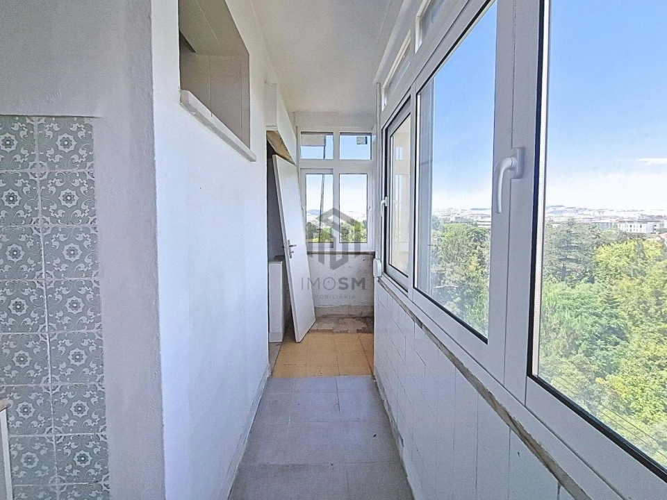 Apartamento T3 para Venda em Carnide Foto 14