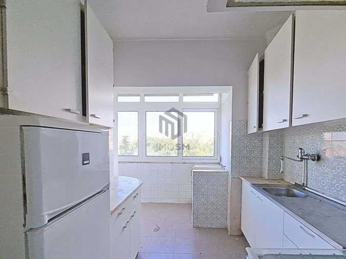 Apartamento T3 para Venda em Carnide Foto 13