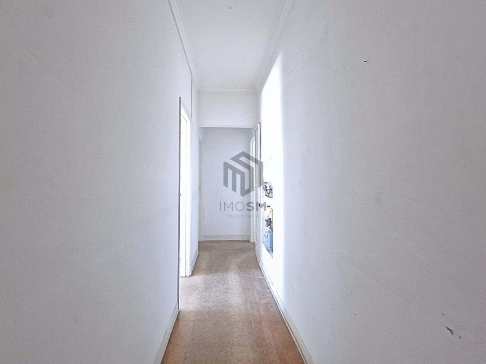 Apartamento T3 para Venda em Carnide Foto 6