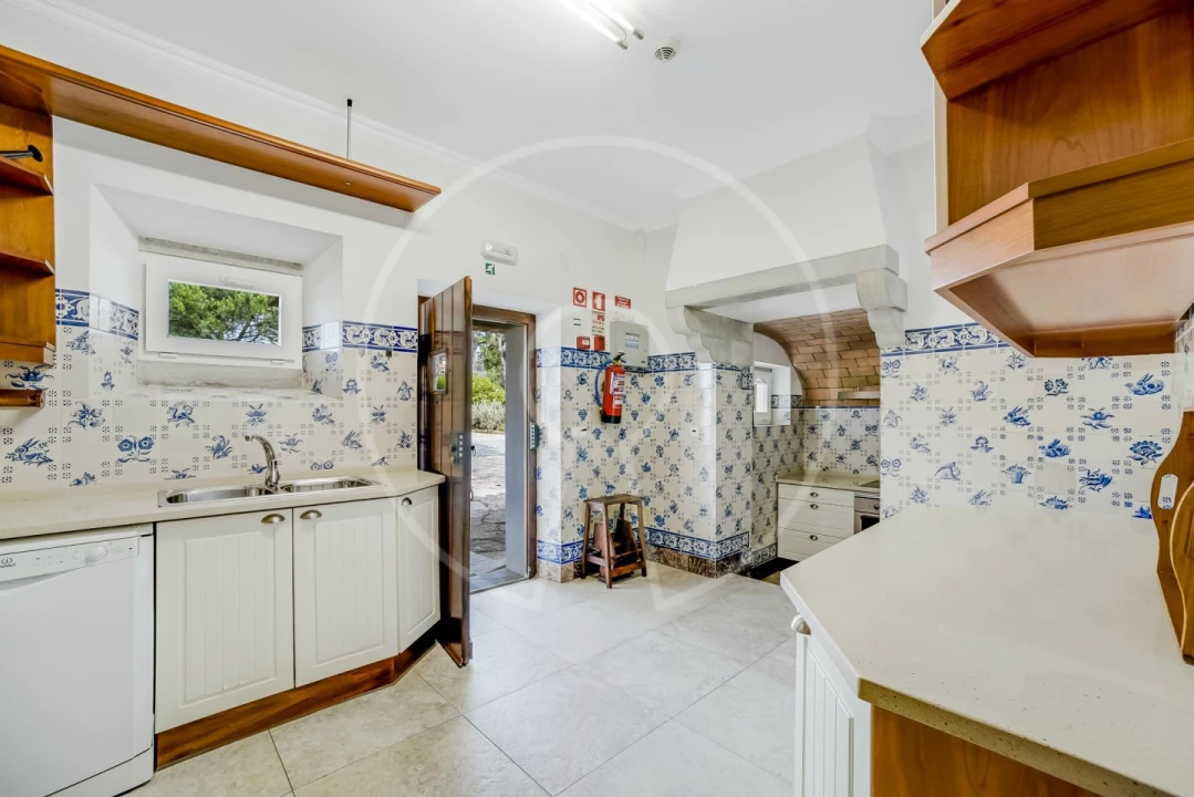 Moradia T5 para Venda em São João das Lampas e Terrugem Foto 9