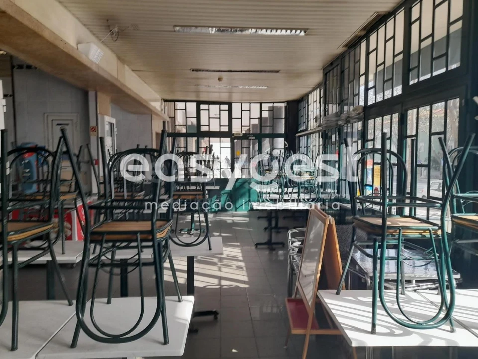 Negócio para Venda em Alvalade Foto 4