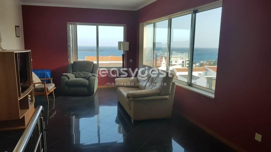 Prédio para Venda em Praia da Vitoria (Santa Cruz) Foto 19