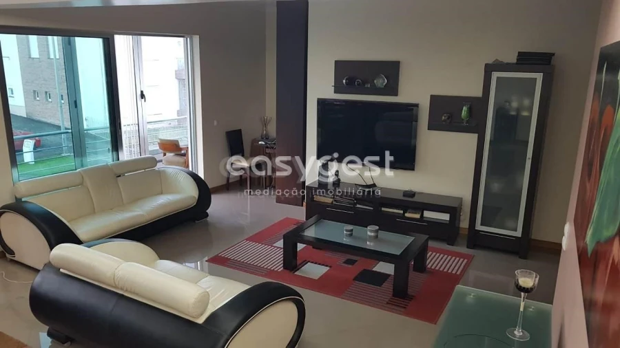 Prédio para Venda em Praia da Vitoria (Santa Cruz) Foto 21