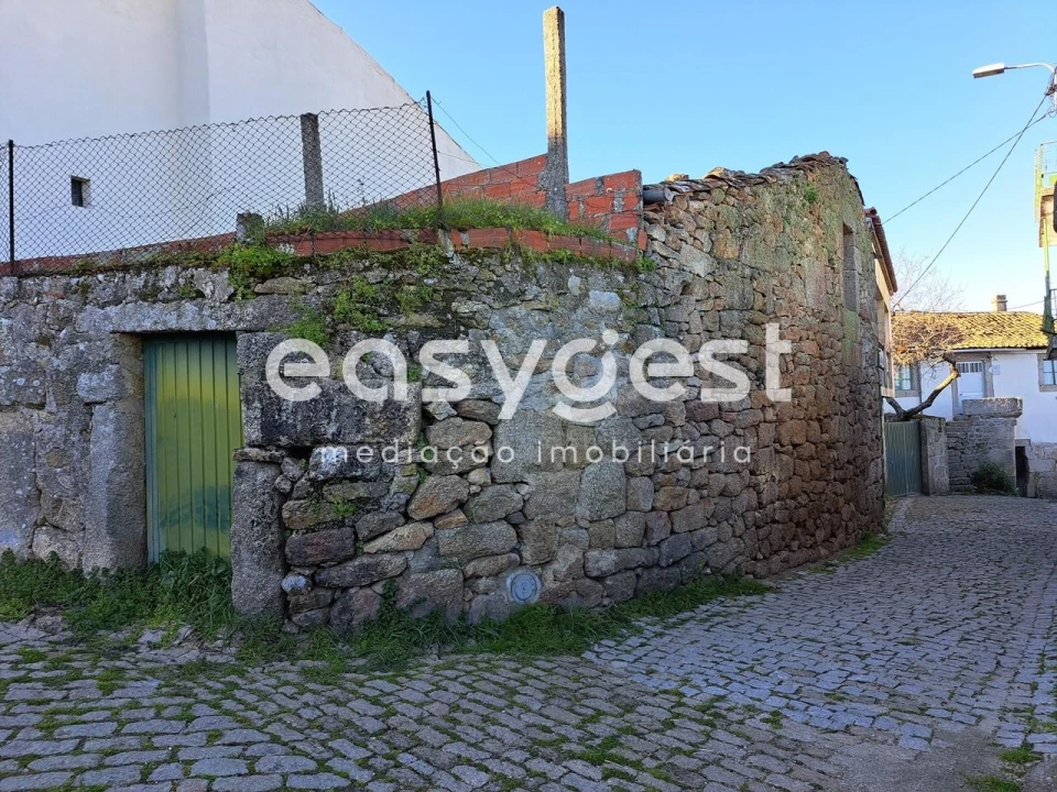 Moradia T2 para Venda em Castedo Foto 5