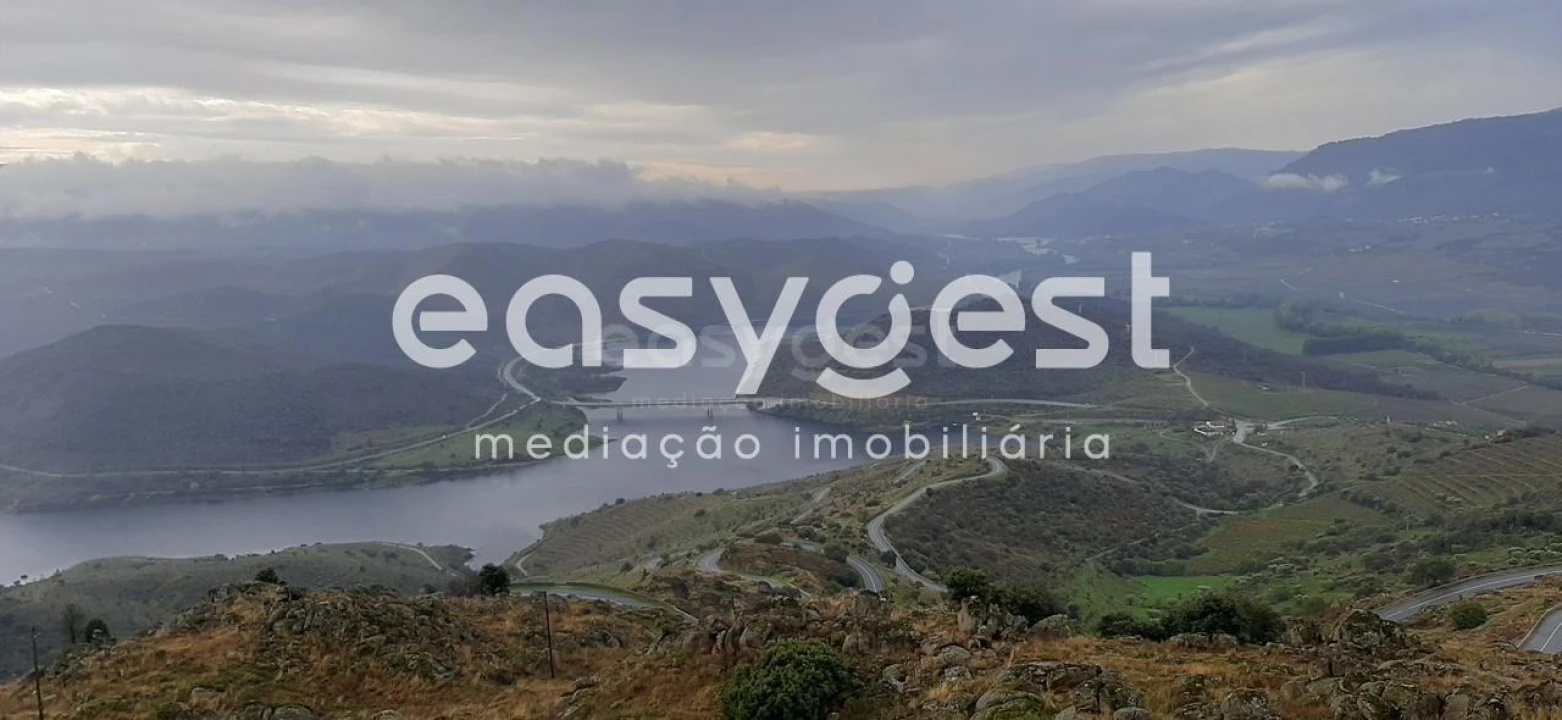 Moradia T2 para Venda em Castedo Foto 8