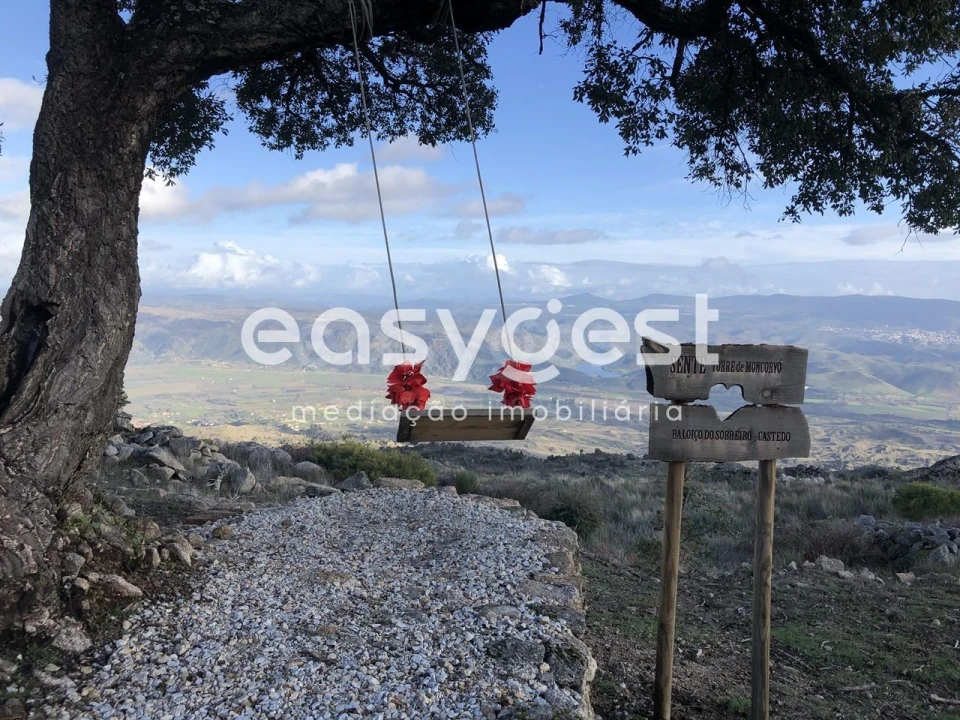 Moradia T2 para Venda em Castedo Foto 13