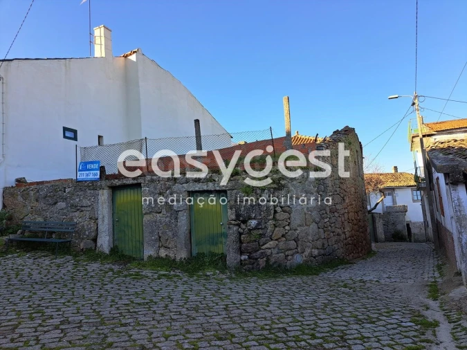 Moradia T2 para Venda em Castedo Foto 4