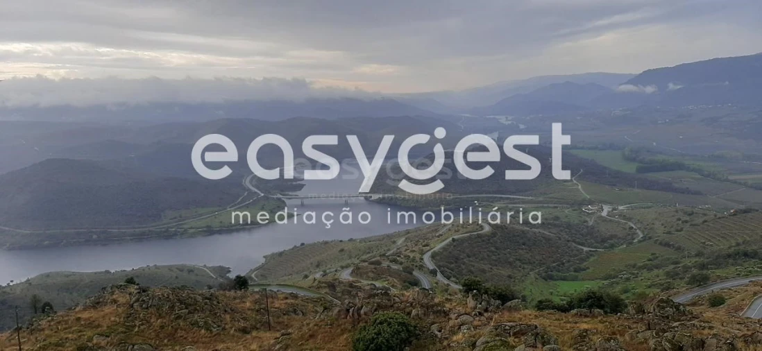 Moradia T2 para Venda em Castedo Foto 8