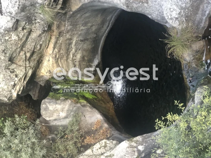 Moradia T2 para Venda em Castedo Foto 11