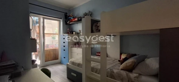 Apartamento T3 para Venda em Queluz e Belas