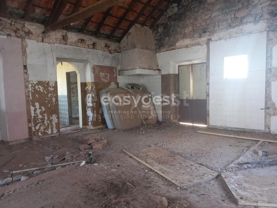 Moradia T3 para Venda em Minde Foto 9