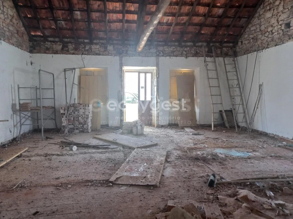 Moradia T3 para Venda em Minde Foto 12