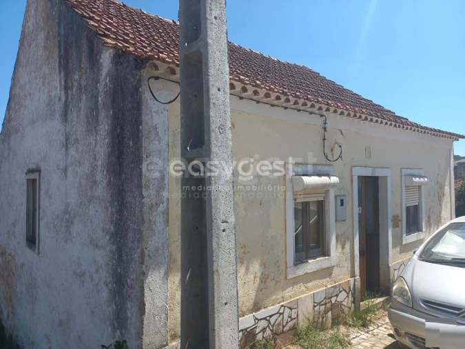 Moradia T3 para Venda em Minde Foto 1