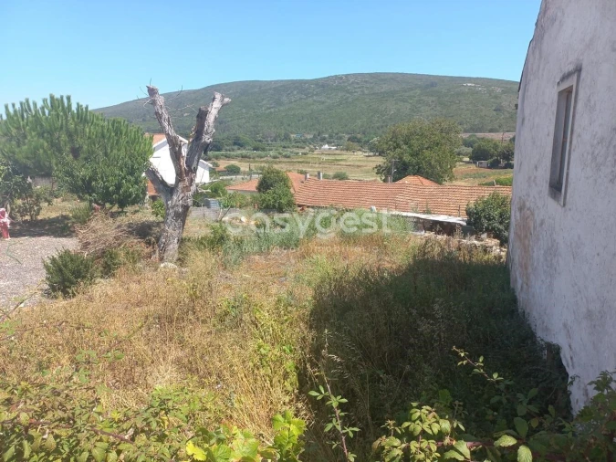 Moradia T3 para Venda em Minde Foto 8