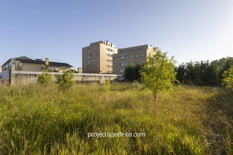 Terreno para Venda em Esmoriz Foto 3
