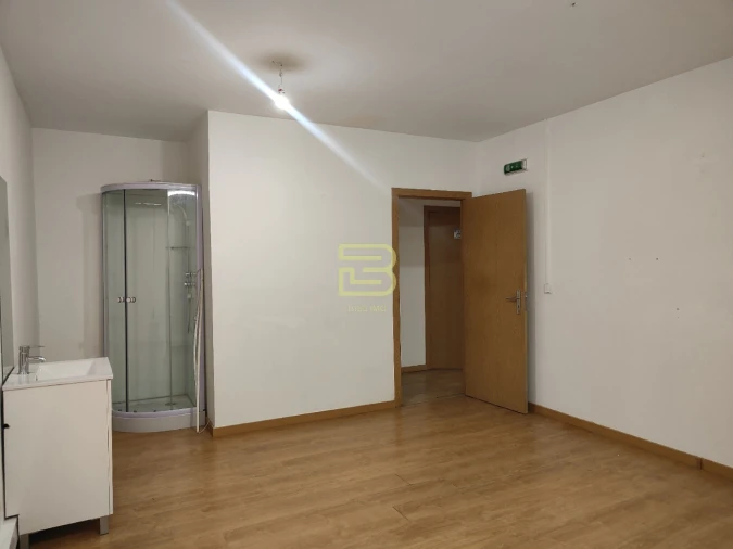 Loja para Venda em Baguim do Monte (Rio Tinto) Foto 12