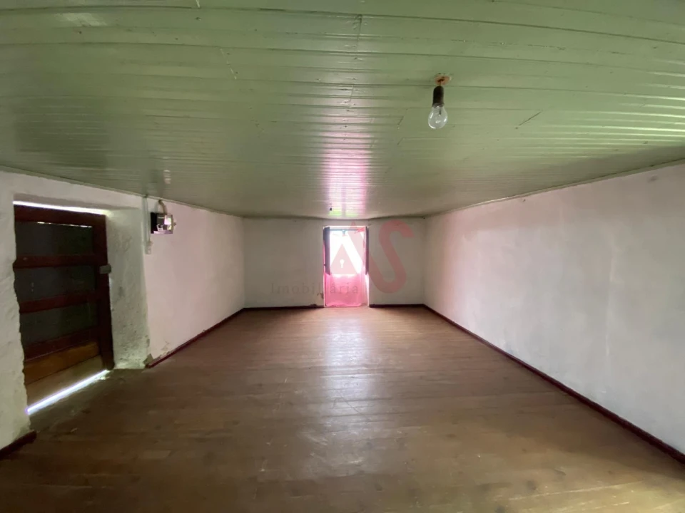Moradia T3 para Venda em Silvares, Pias, Nogueira e Alvarenga Foto 10