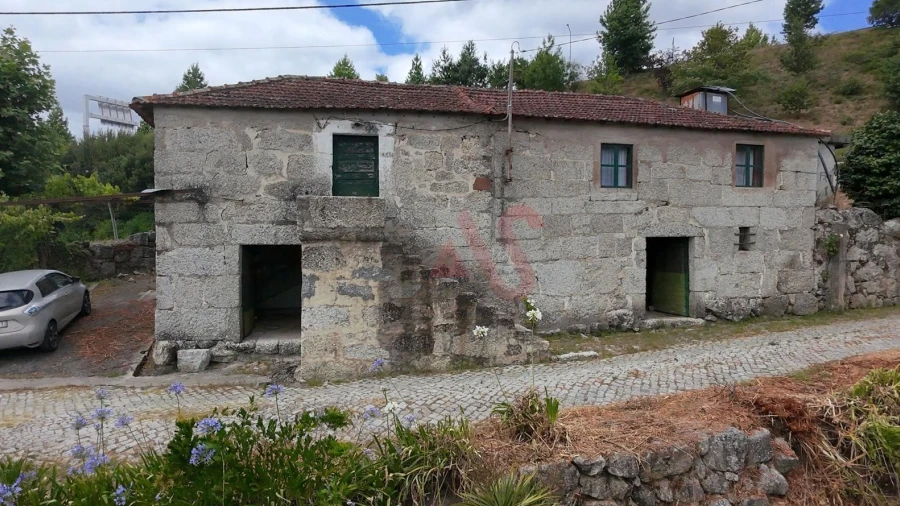 Moradia T3 para Venda em Silvares, Pias, Nogueira e Alvarenga