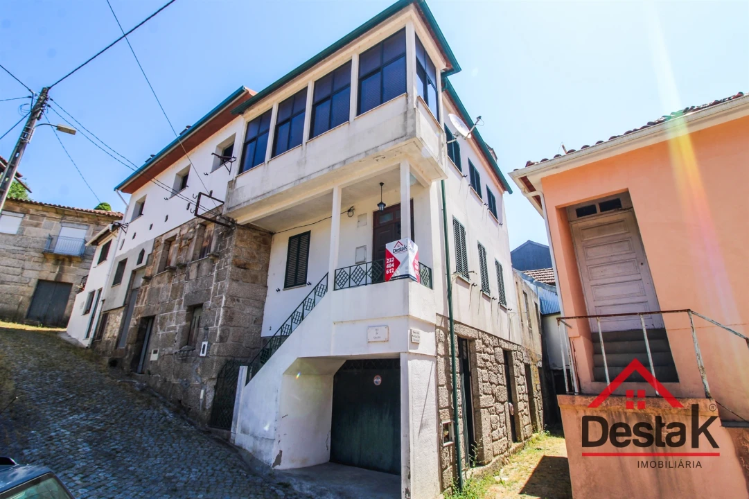 Moradia T2 para Venda em Sul Foto 1