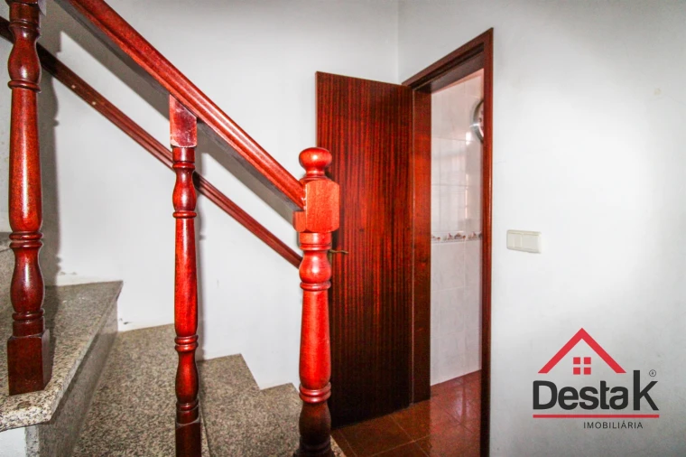 Moradia T2 para Venda em Sul Foto 13