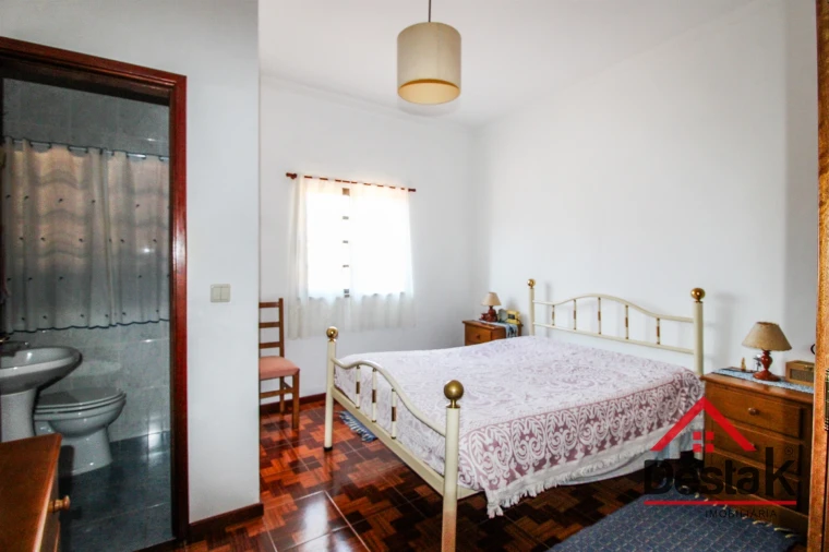 Moradia T2 para Venda em Sul Foto 14