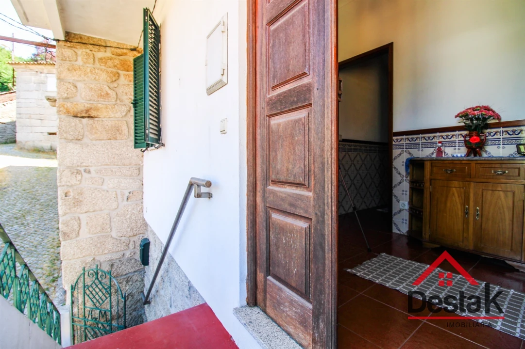 Moradia T2 para Venda em Sul Foto 5