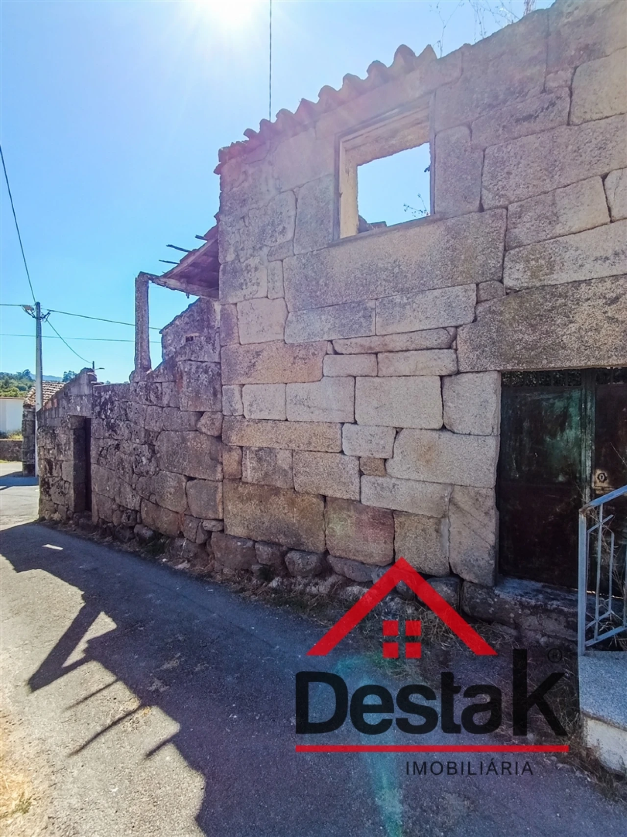 Moradia T1 para Venda em São Miguel do Mato Foto 7