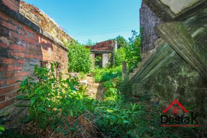 Moradia T0 para Venda em Couto de Baixo e Couto de Cima