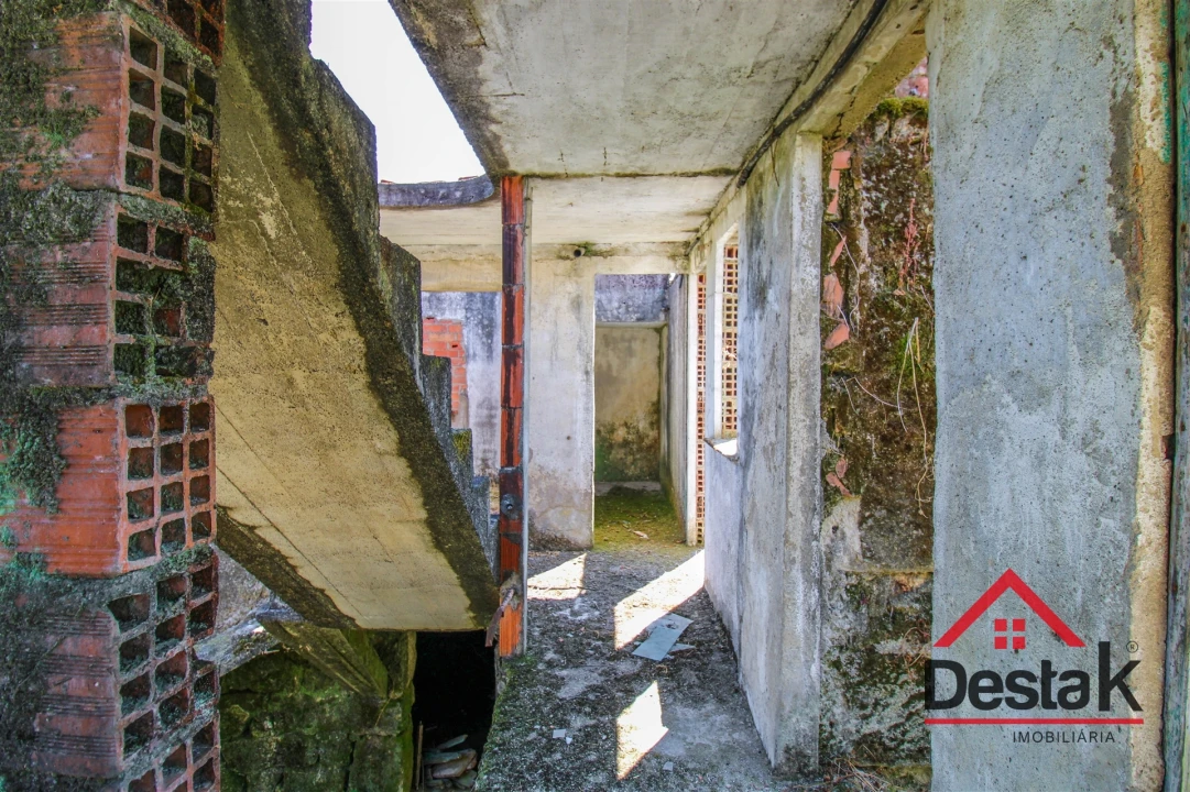 Moradia T0 para Venda em Couto de Baixo e Couto de Cima Foto 7